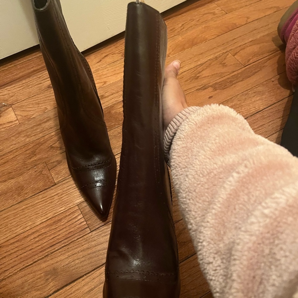 Never worn brown size ten Nine West boots - Picture 4 of 8